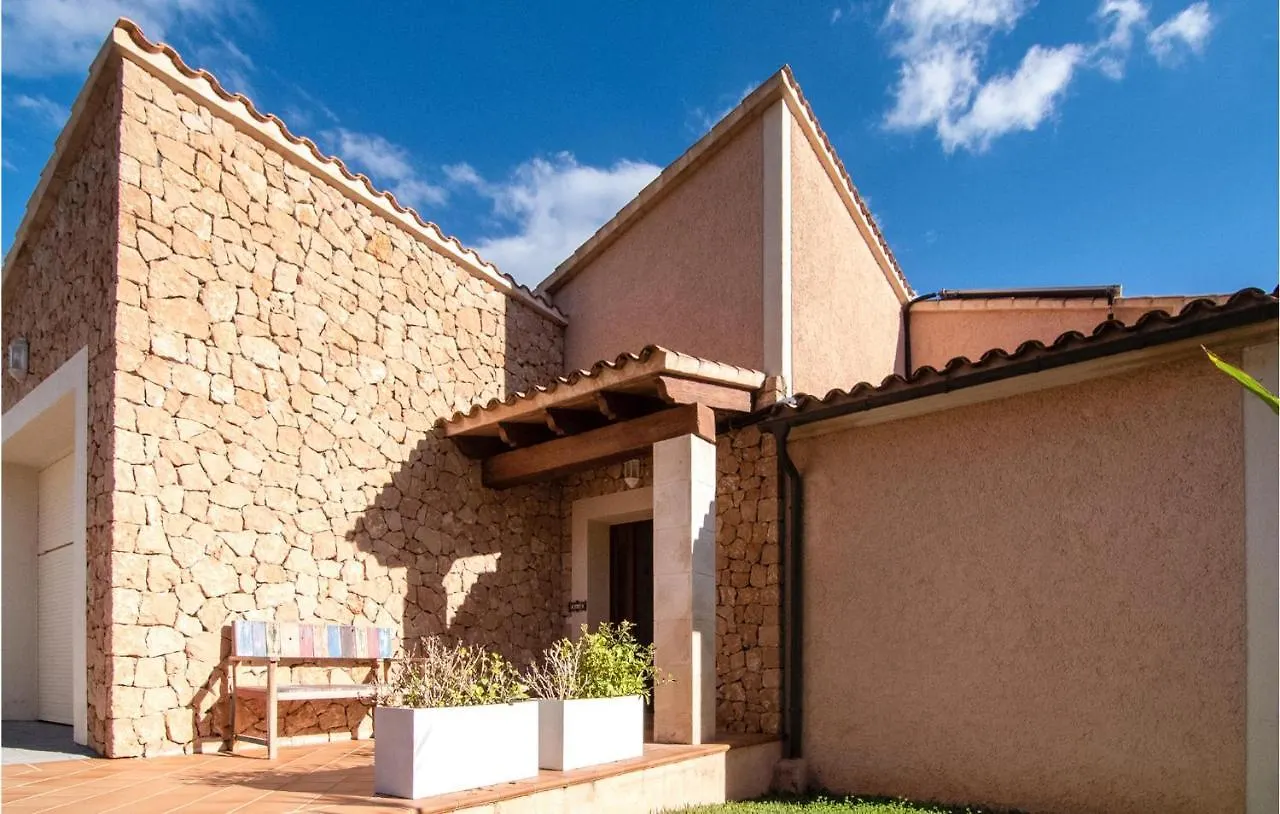 Lovely Home In Mallorca With Wifi كالا ميسكويدا 0*,