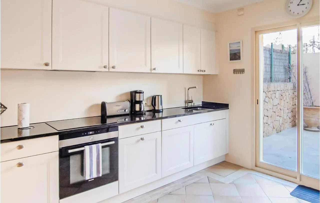 Lovely Home In Mallorca With Wifi كالا ميسكويدا بيت للعطل